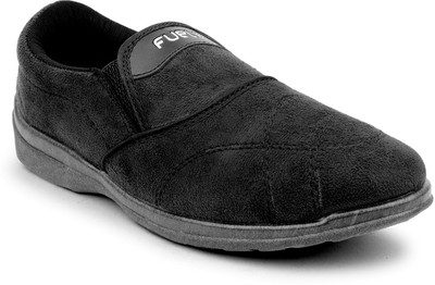 

Fuel Men's Boys Slip On Solid Casuals For Men(Black