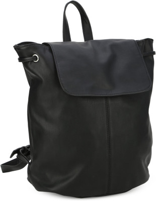 

Forever 21 BACKPACK 3 L Backpack(Black)