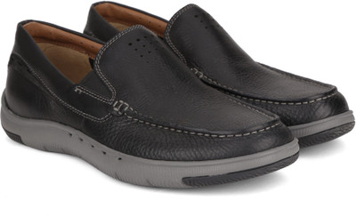 Clarks Unmaslow Easy Black Leather Boat Shoes For Men(Black