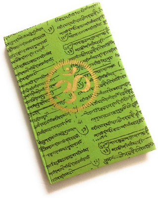 

Safar Regular Diary(Save your amazing memories, record your wonderful life with this dairy! A very beautiful gift for yourself or your friends., Green)
