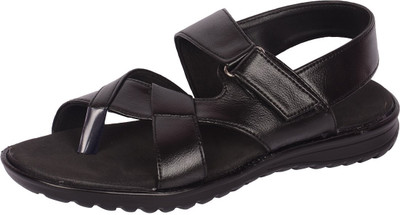 

Vonzo Men Black Sandals