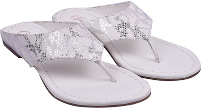 

Jade Women White Flats