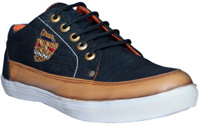 

MarcoUno MarcoUno Black long Casual Shoes Party Wear For Men(Black