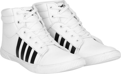 

Knot n Lace Foot Sneakers For Men(White, Black