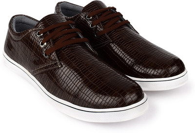

Footista Spyder Party Wear For Men(Brown