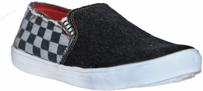 

MarcoUno MarcoUno Black in Blue casual shoes Party Wear For Men(Black