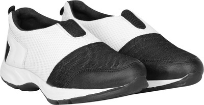 

Kraasa Sports Slip On Running Shoes For Men(Black, White