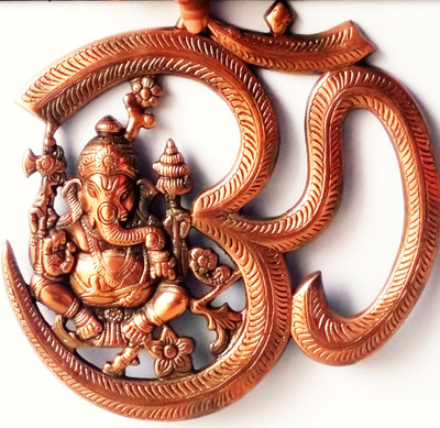 

Craft Mart Metal wall hanging of Lord Ganesha with Om Decorative Showpiece - 29 cm(Aluminium, Brown, Copper)