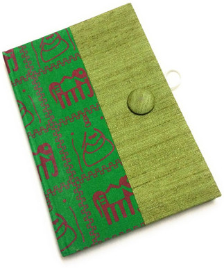 

Safar Regular Diary(: Save your amazing memories, record your wonderful life with this dairy! A very beautiful gift for yourself or your friends., Green)