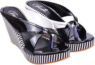 Jade Women Black Wedges