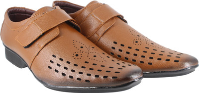 

LeatherKraft Men Tan Sandals