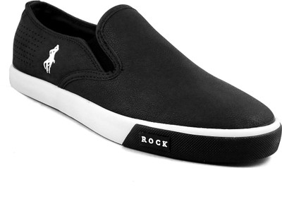 

URBAN WALK Canvas Shoes For Men(Black