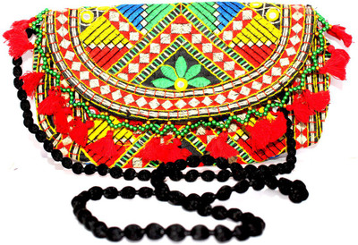 

GIPPY TRENDZ Women Casual Multicolor Cotton Sling Bag