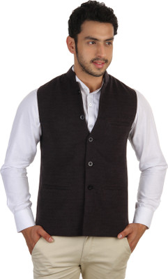 50% OFF on Platinum Studio Sleeveless Solid Men Nehru Jacket 50% OFF on Platinum Studio Sleeveless Solid Men Nehru Jacket