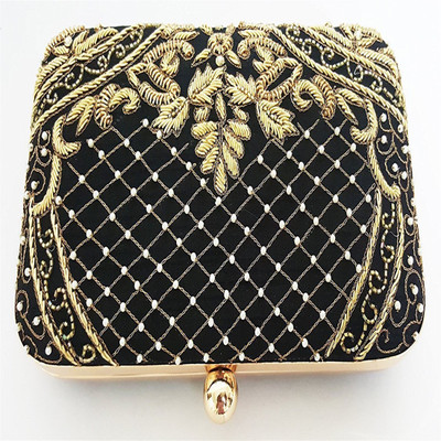 

kapoor Party Black Clutch