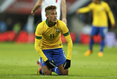 

KumkumArts Neymar Poster 12 x 18 Inch HD Quality Material Gloss Paper Paper Print(18 inch X 12 inch, Rolled)