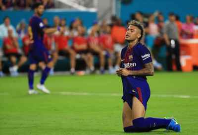 

KumkumArts Neymar Poster 12 x 18 Inch HD Quality Material Gloss Paper Paper Print(18 inch X 12 inch, Rolled)