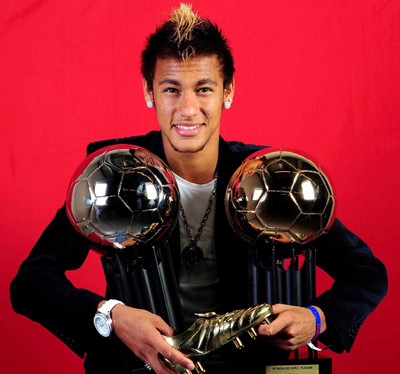 

KumkumArts Neymar Poster 12 x 18 Inch HD Quality Material Gloss Paper Paper Print(18 inch X 12 inch, Rolled)