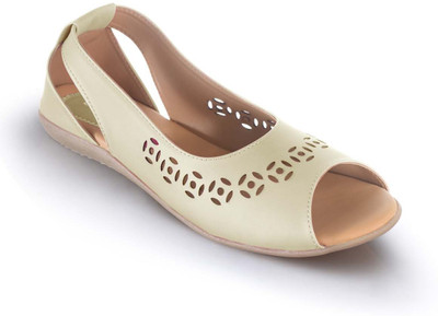 Footsoul Women Neutral Flats