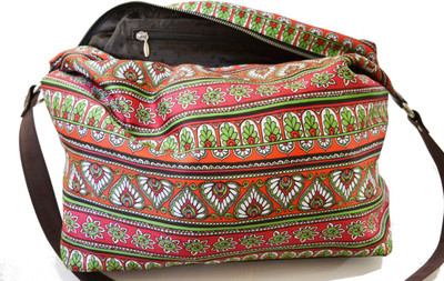 

anartline Border Printed Jhola Shoulder Bag(Multicolor, 11 L)
