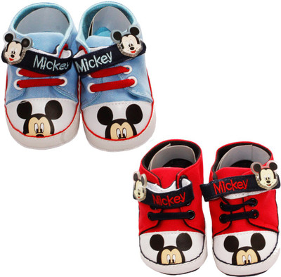 

Toys Factory Booties(Toe to Heel Length - 6 cm Multicolor)