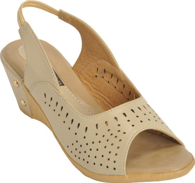 

ESPRADO Women White Wedges