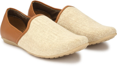 

Shoes Bank Loafers For Men(White, Brown