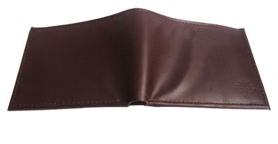 

Poland Boys Brown Genuine Leather Wallet(8 Card Slots)
