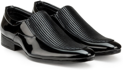 

Escaro Elegant Slip On For Men(Black