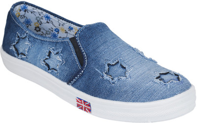 

Dymo Rocking Slip On Sneakers For Women(Blue