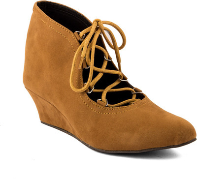 

Claggy Claggy Tan Boots Boots For Women(Tan
