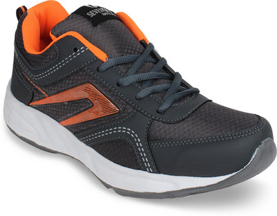 

sevenoak SVK-04 Running Shoes For Men(Orange