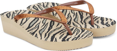 

Lavie Flip Flops, Beige