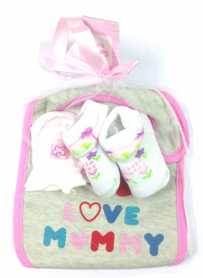 

Babies Bloom Grey I Luv Mummy Design 3 Pcs High Quality Baby Bib, Anti Scratch Mittens And Socks Gift Set For Baby Girl (0-6 Months)(Multicolor)