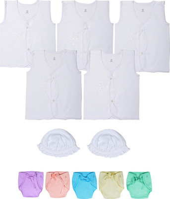 

Sathiyas White Jabla with Nappies and Caps(White)
