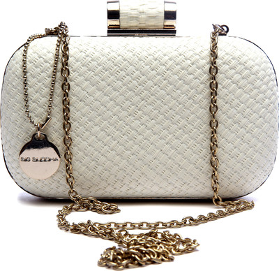 

AMADO Party White Clutch
