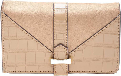 

Nine West Casual Brown Clutch