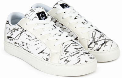

United Colors of Benetton Boys Lace Sneakers(White, 901