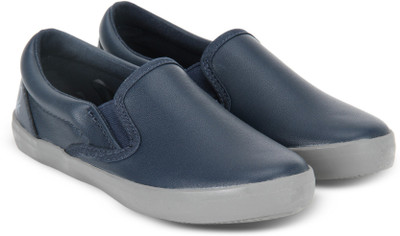 

United Colors of Benetton Boys Slip on Sneakers(Dark Blue, 901