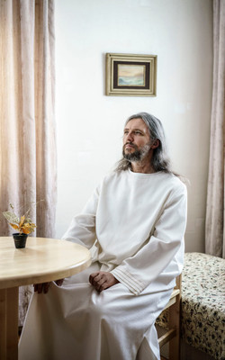 

KumkumArts Jesus Poster 12 x 18 Inch, HD Quality Image, Gloss Paper, Unframed, Qty 1 Paper Print(18 inch X 12 inch, Rolled)