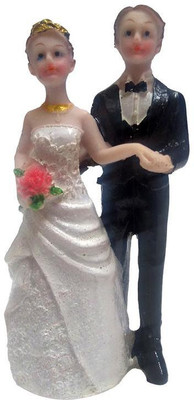 

FABZONE Valentine Romantic Love couple Statue - Handicraft Decorative Home Interior & Table Décor Figurine / Marriage Wedding Anniversary Antique Gift item Decorative Showpiece - 10 cm(Polyresin, Multicolor)