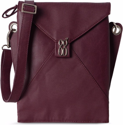 

Baggit Women Casual Purple PU Sling Bag