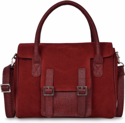 

Baggit Women Casual Red Nylon Sling Bag