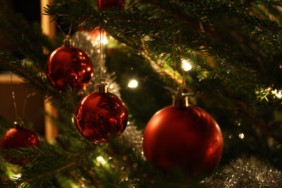 

KumkumArts Christmas Poster 12 x 18 Inch HD Quality Image, Gloss Paper, Unframed, Qty 1 Paper Print(18 inch X 12 inch, Rolled)