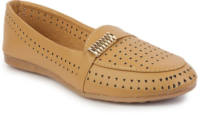 

Moonwalk Casuals For Women(Brown