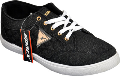 

Sparx Canvas Shoes For Men(Black