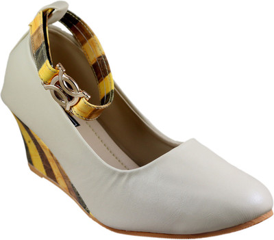 Mega Steps Women Beige::Yellow Wedges