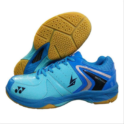 

Yonex Badminton Shoes For Men(Multicolor, Blue