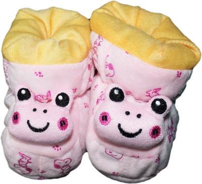 

Friendskart Baby Boys & Baby Girls Booties(Toe to Heel Length - 14 cm Pink)