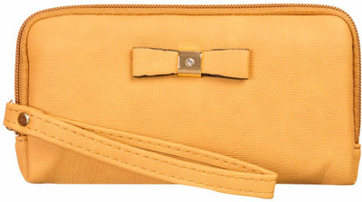 

Levise London Casual Yellow Clutch